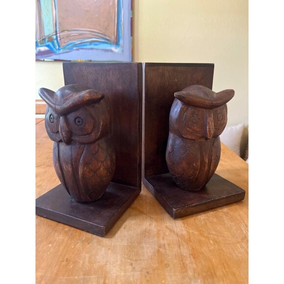 World Market  set of 2 Carved Wooden Owl Bookends- Read - Picture 1 of 5